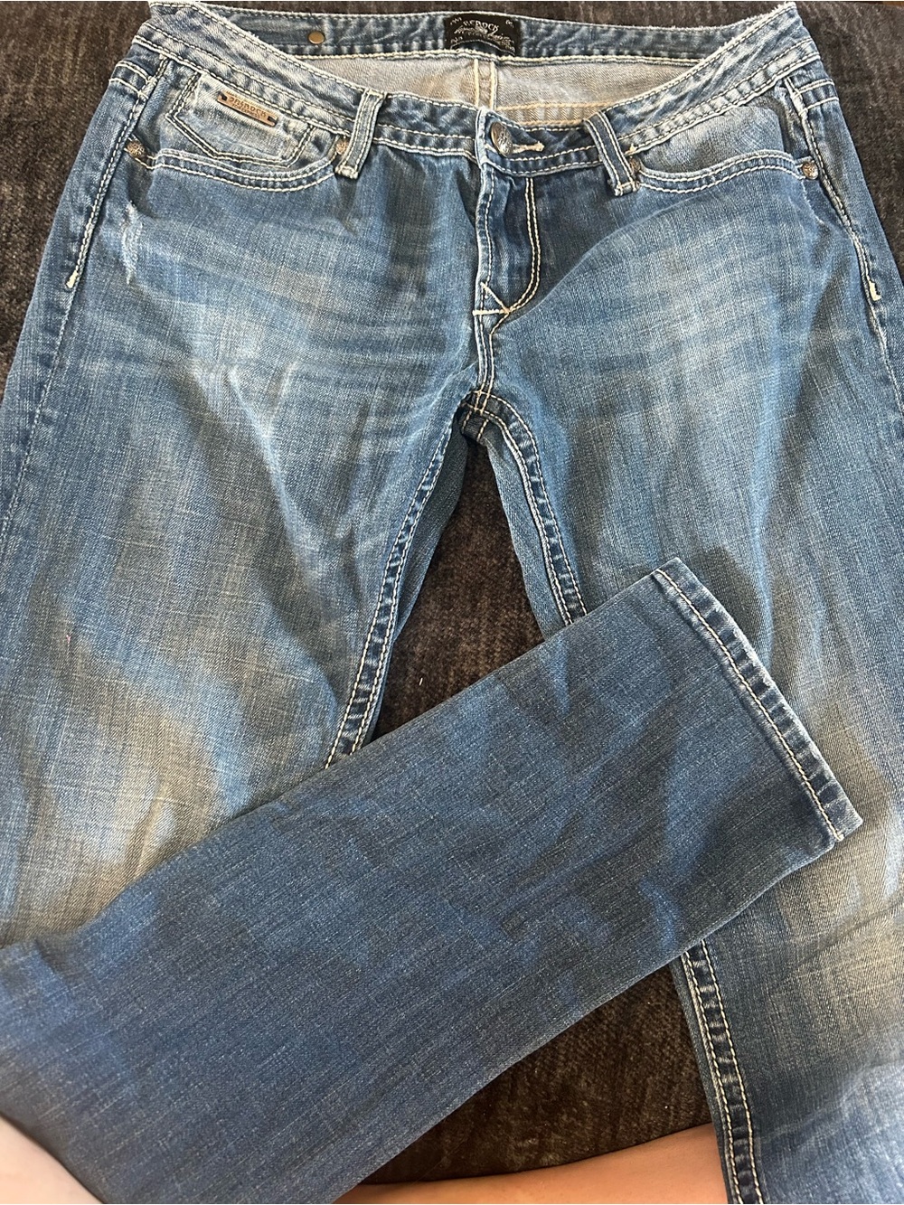 Women’s Slim Jeans in Light Blue Washed Denim